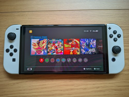 Nintendo switch oled bianca - nintendo,